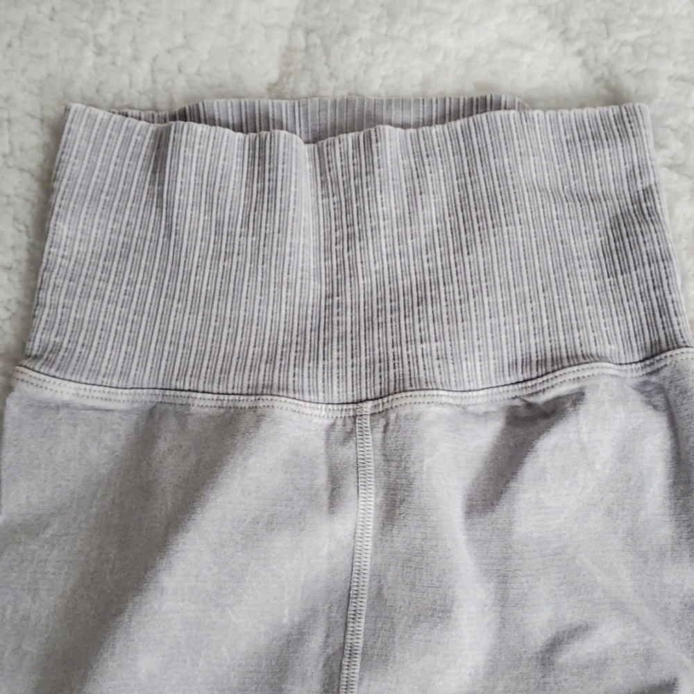 17. Free People Good Karma Leggings Ice Grey - Picture 15 of 17